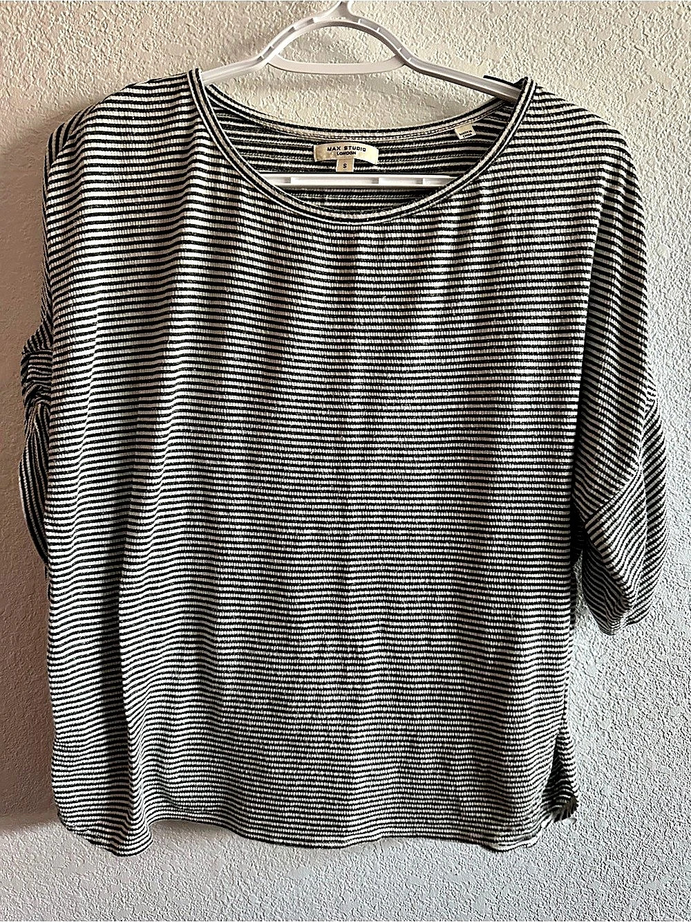 Max Studio Striped Top in Black & White Size Small Like New